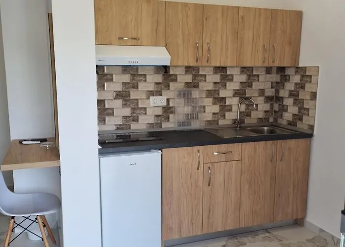 Mango アパートホテル