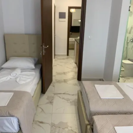 Aparthotel Mango Skiathos-stad