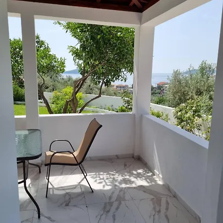 Mango 3* مدينة سكياثوس