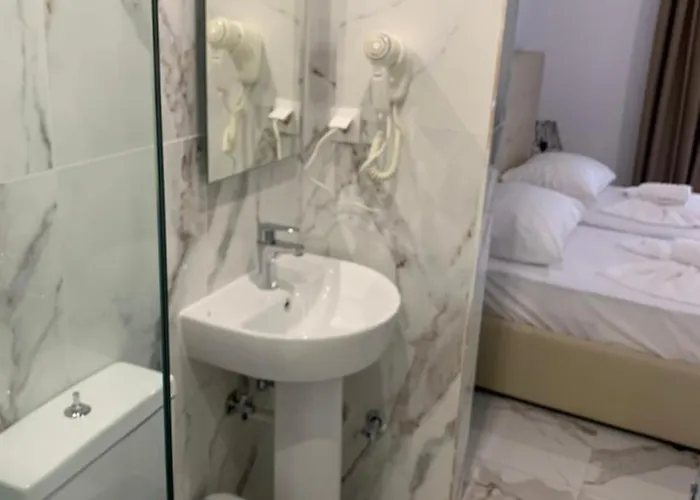 Mango Aparthotel Città di Skiathos