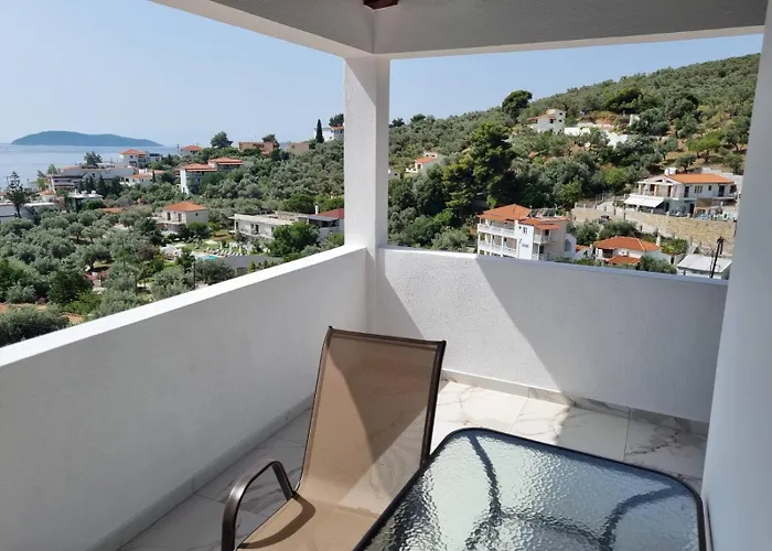 Mango 3* Skiathos by