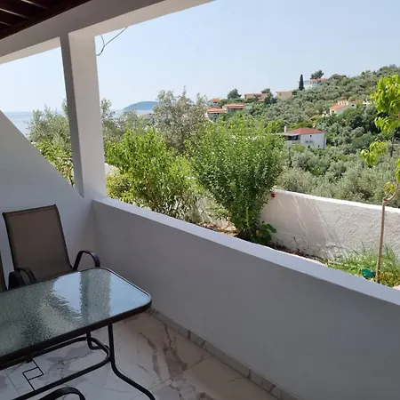 Mango Apart Otel İskados