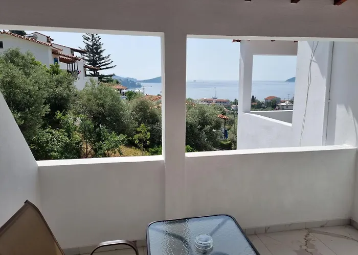 Mango 3* Skiathos-stad